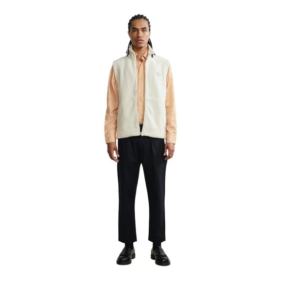𝅺NN07 NIL 3441 RELAXED FLEECE VEST in cream - Picture 1 of 14